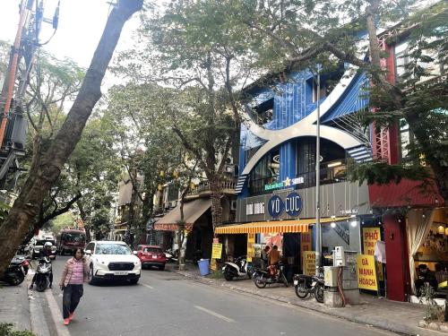 Nhà mặt đường Tân Triều, Thanh Trì: Kińh doanh sầm uất, oto trấn, giá tốt!